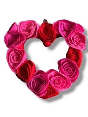 Love & Cupcakes Roses Wreath Valentine’s Day Decor